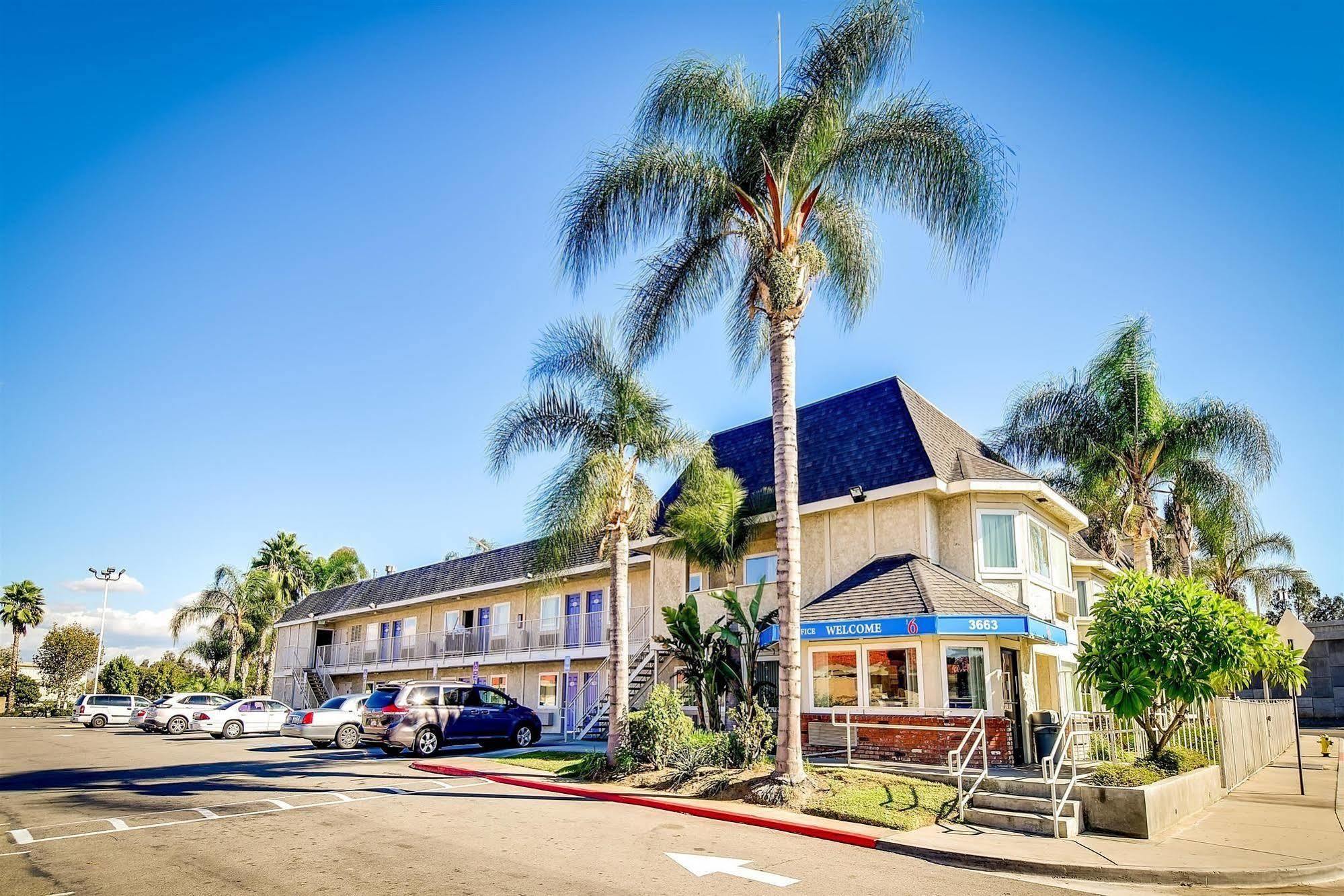 Motel 6-Riverside, Ca - South Kültér fotó