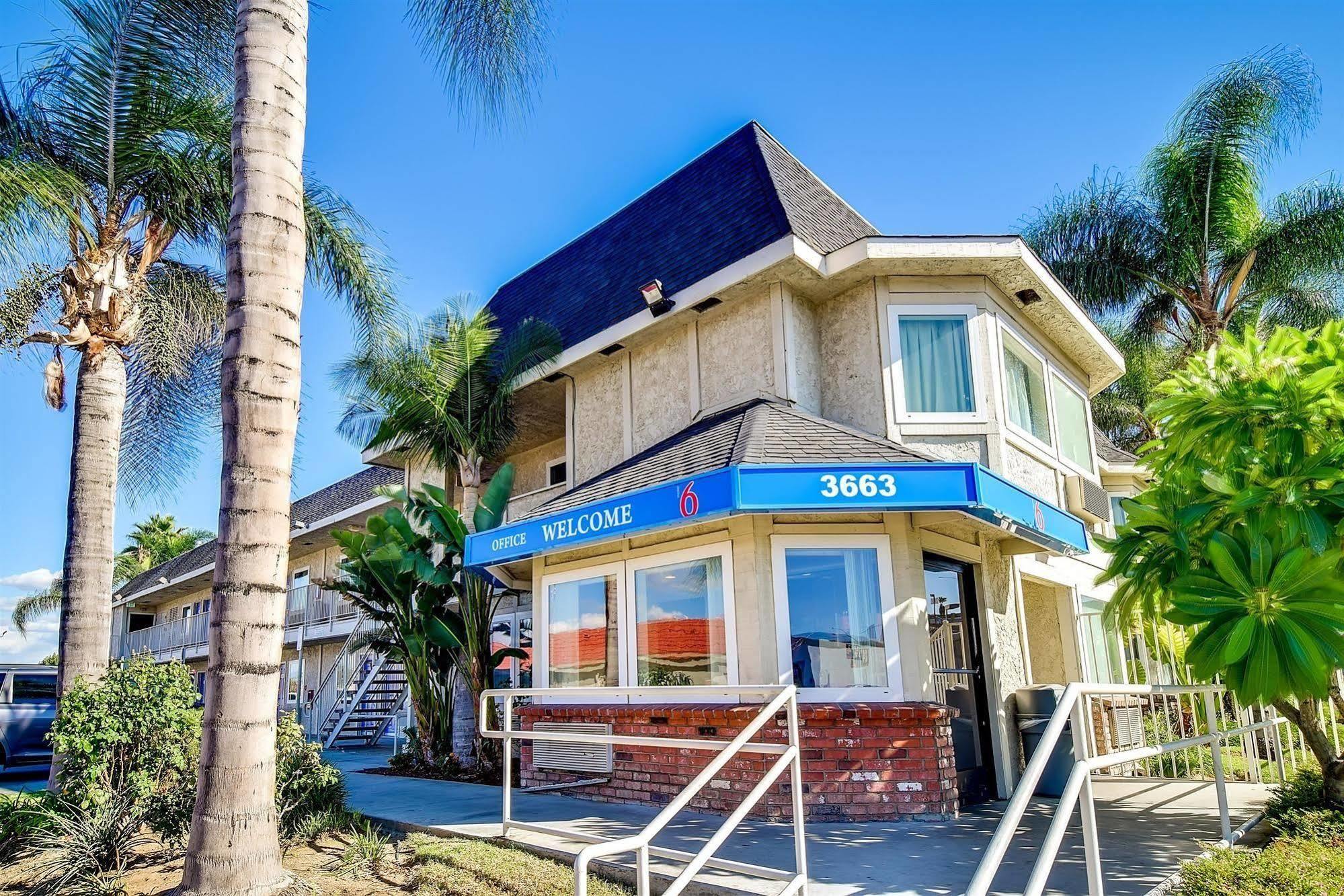 Motel 6-Riverside, Ca - South Kültér fotó